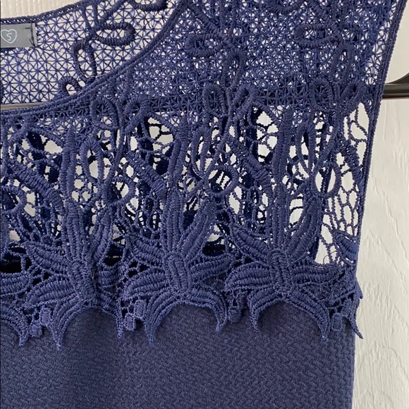 Adorable Navy Summer dress - Picture 3 of 6